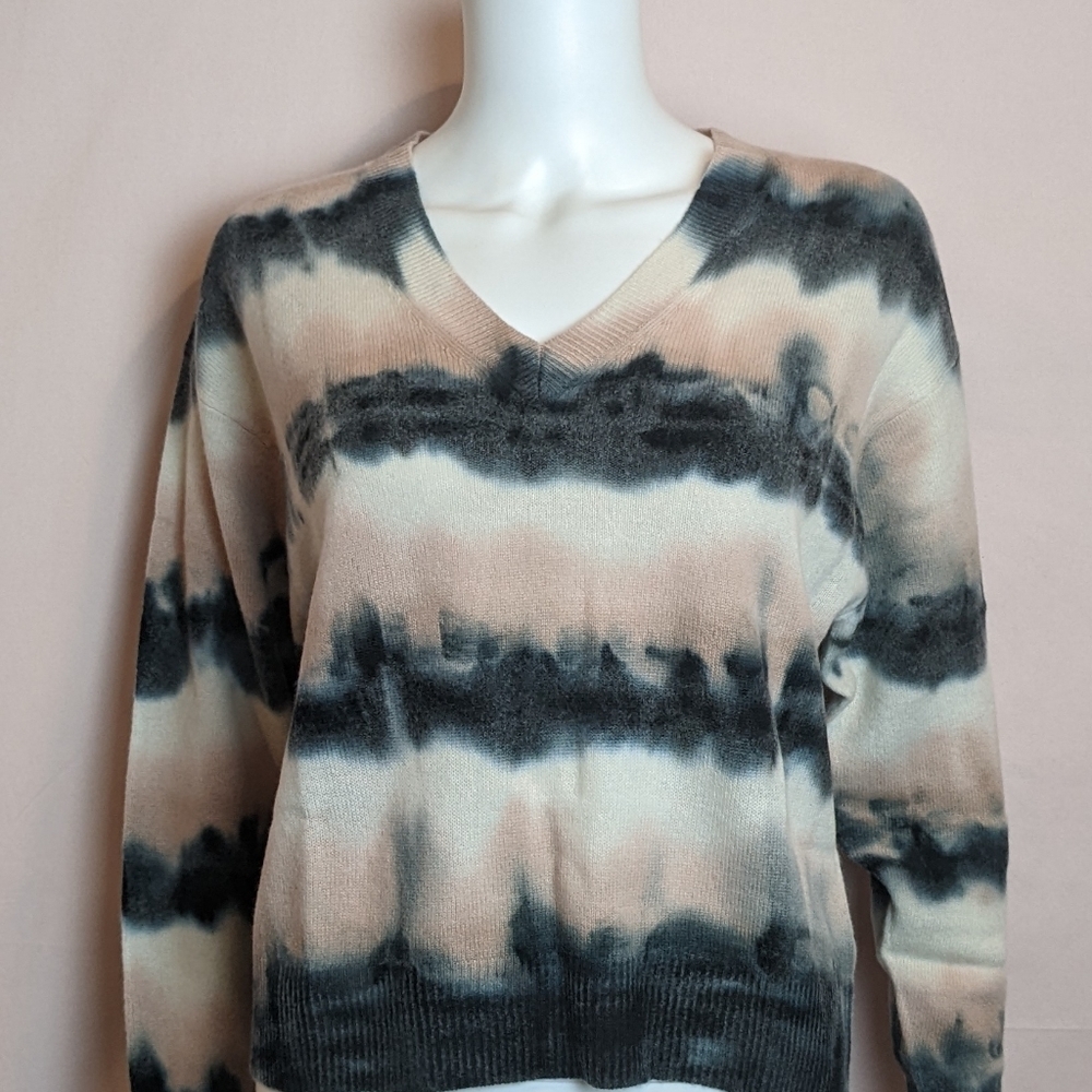 Crush Cashmere Tie Dye Nectar and Black Malibu V Neck Sweater